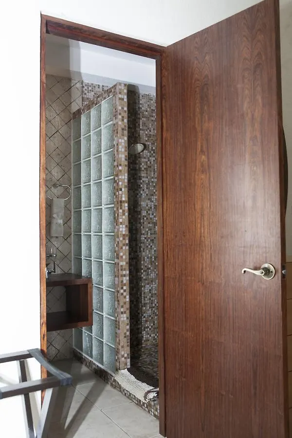 Las Olas Condominium #207 Playa del Carmen Apartment